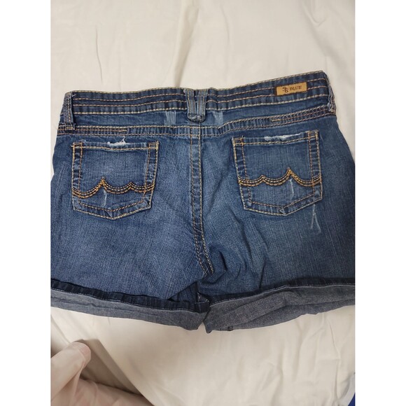 2 pairs of jeans shortsp - Picture 4 of 5